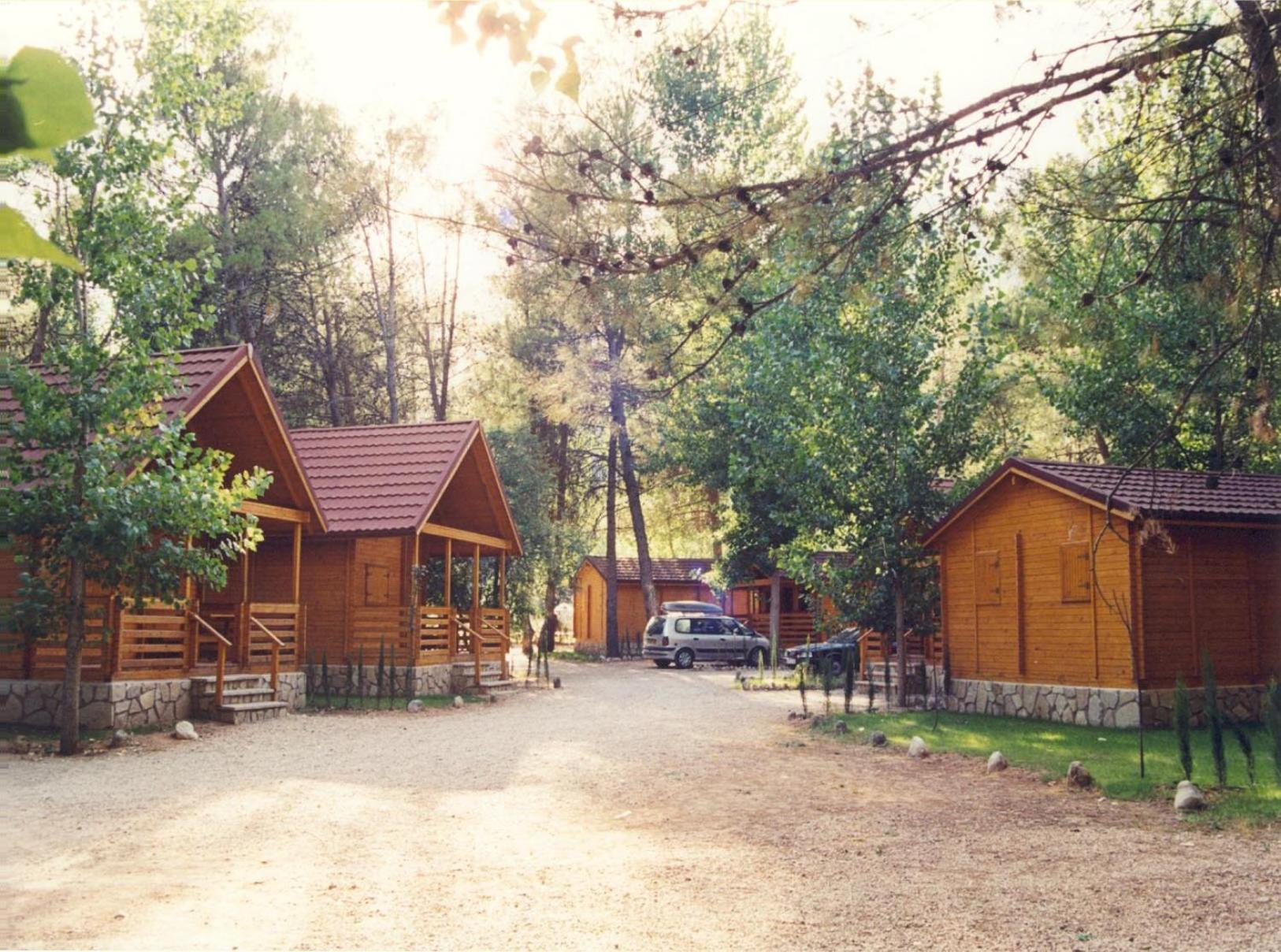Camping Rural Llanos De Arance Coto Rios Eksteriør billede