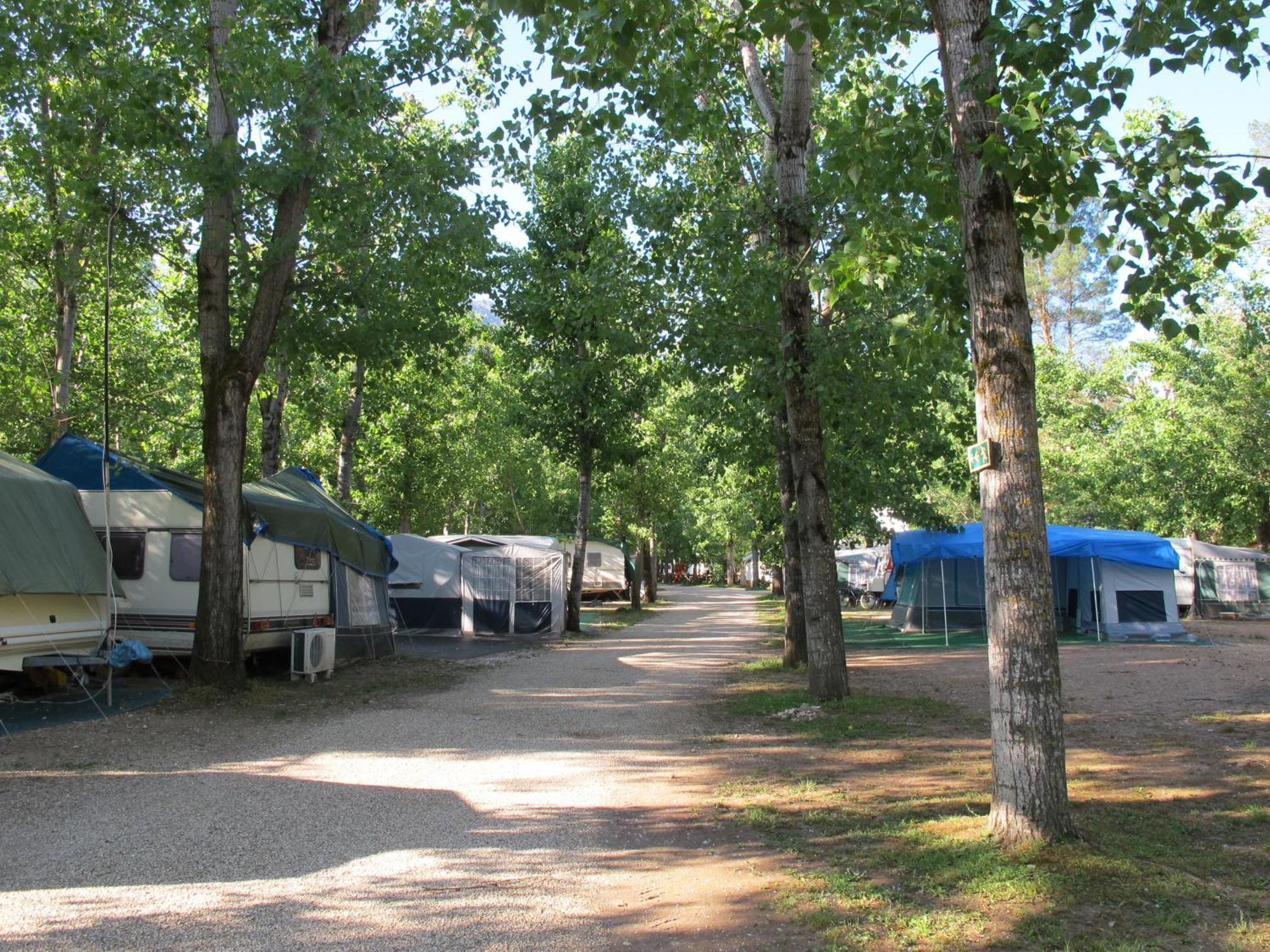 Camping Rural Llanos De Arance Coto Rios Eksteriør billede